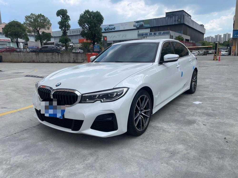 BMW 3-Series 2021 — фото автомобиля 1