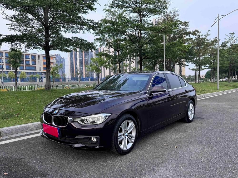BMW 3-Series 2017 — фото автомобиля