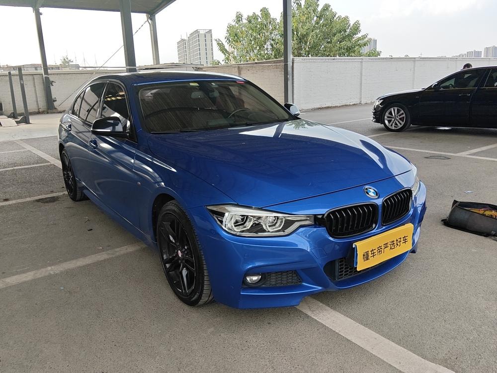 BMW 3-Series 2019 — фото автомобиля 1