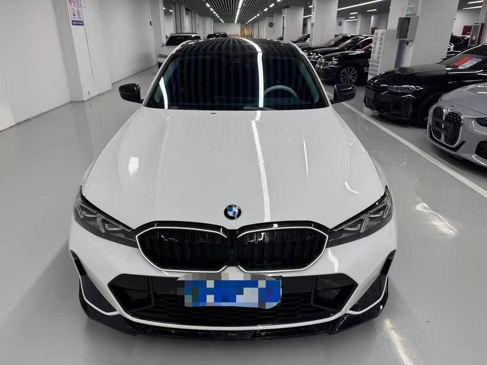 BMW 3-Series 2023 — фото автомобиля