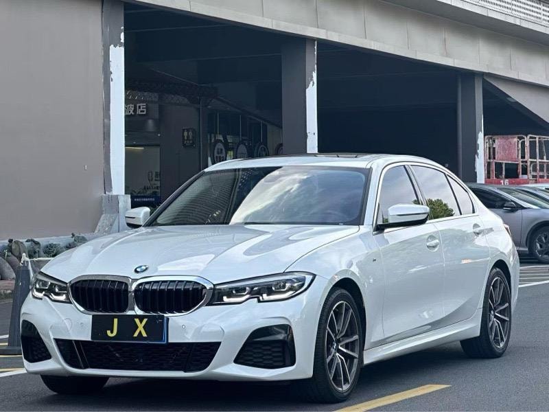 BMW 3-Series 2021 — фото автомобиля 1