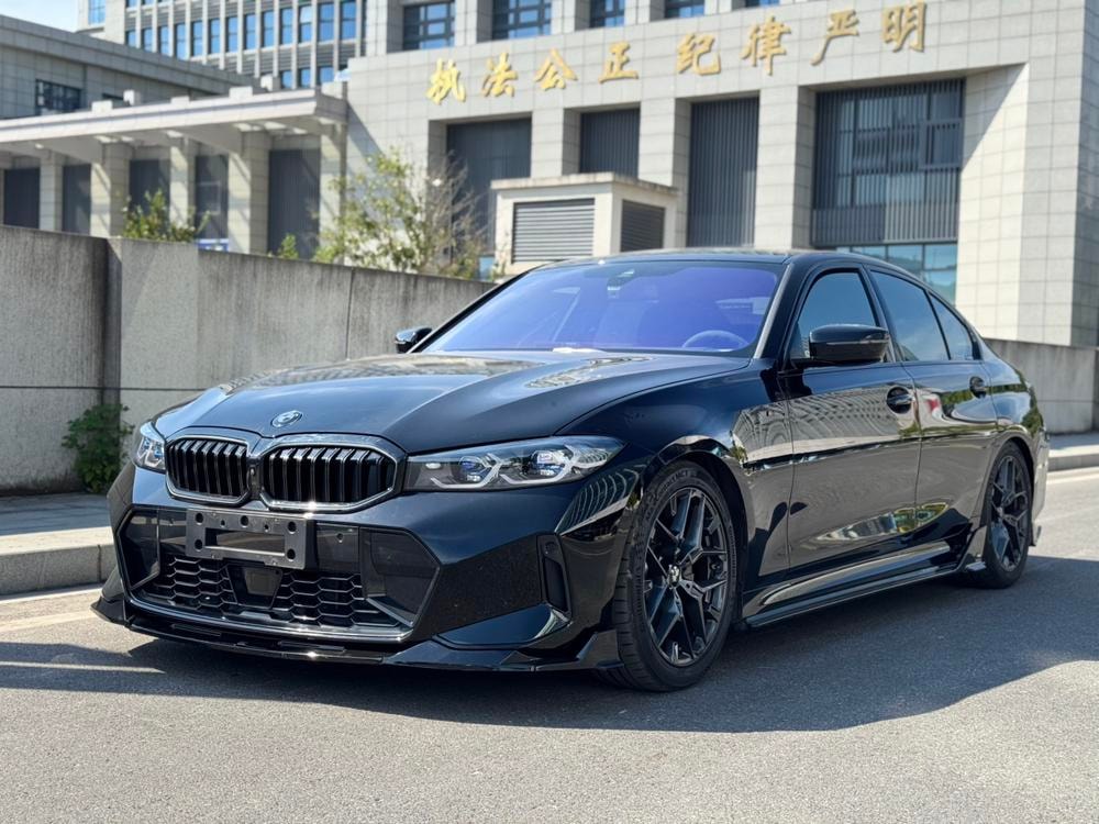BMW 3-Series 2025 — фото автомобиля