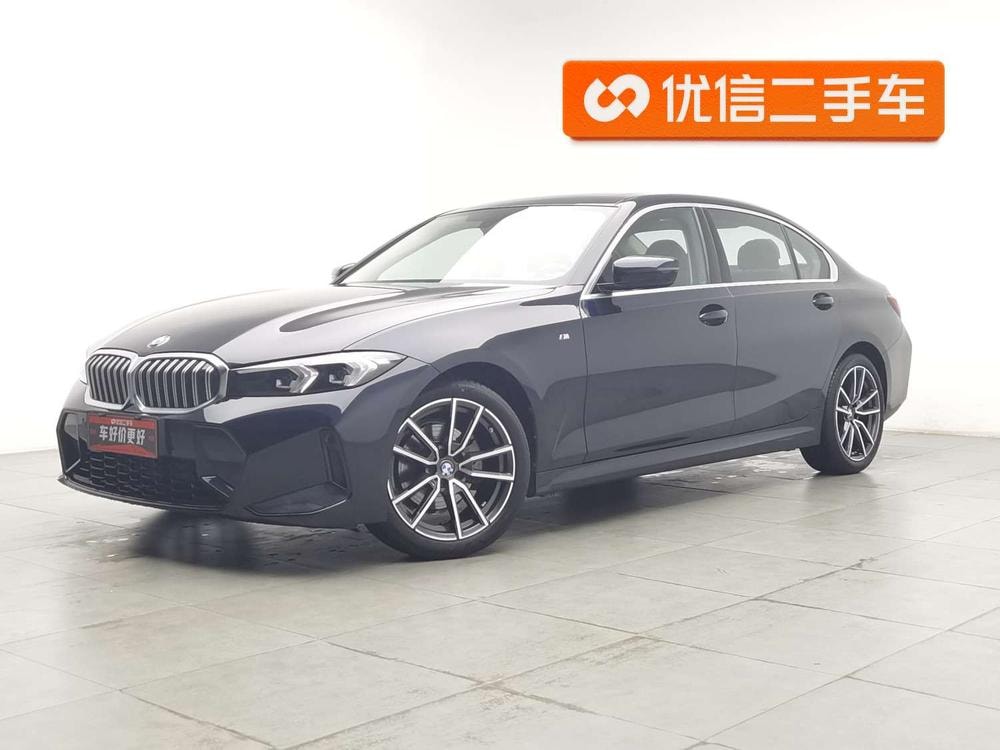 BMW 3-Series 2023 — фото автомобиля