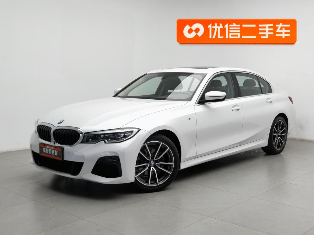 BMW 3-Series 2022 — фото автомобиля