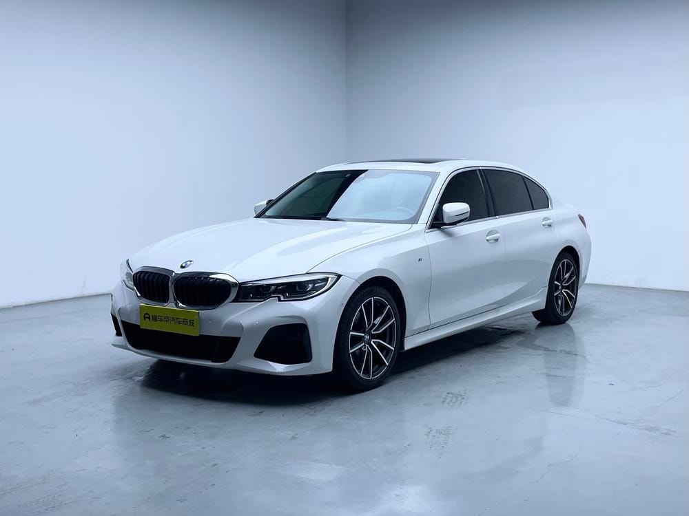 BMW 3-Series 2021 — фото автомобиля