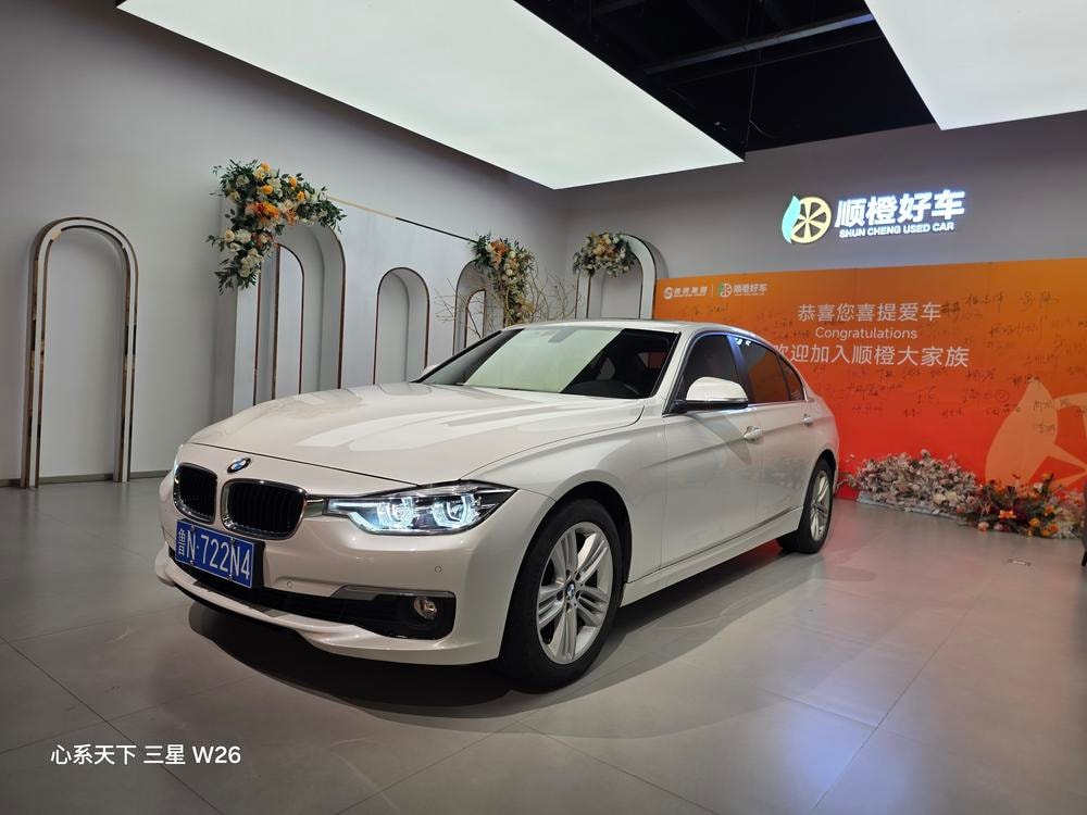 BMW 3-Series 2016 — фото автомобиля
