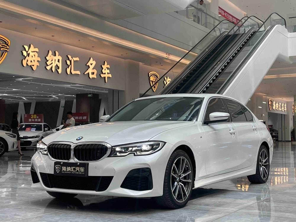 BMW 3-Series 2022 — фото автомобиля 1