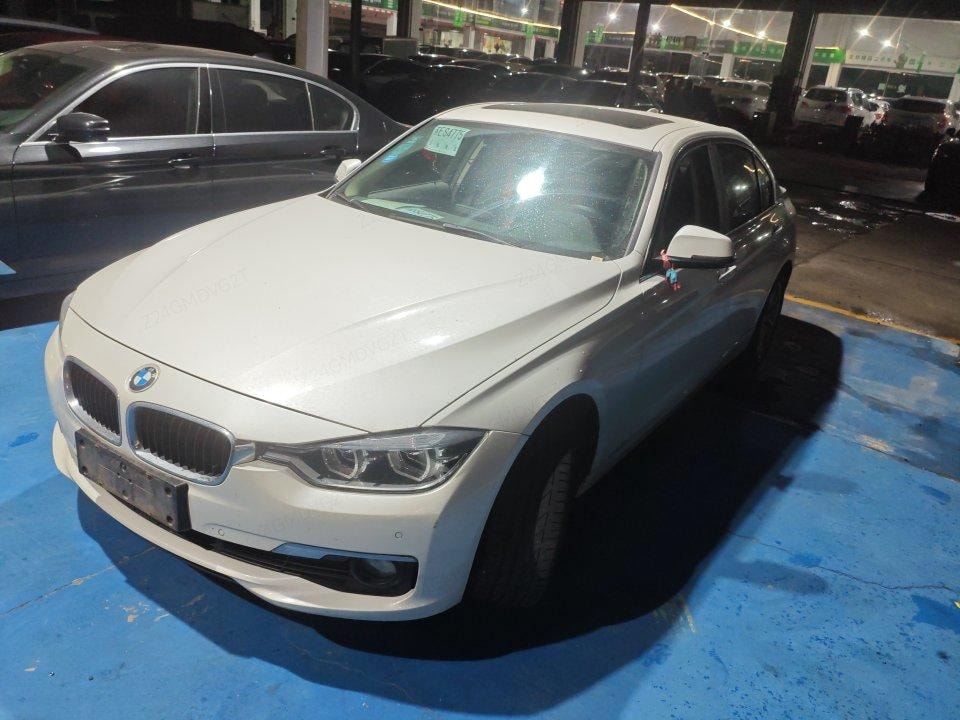 BMW 3-Series 2016 — фото автомобиля 1