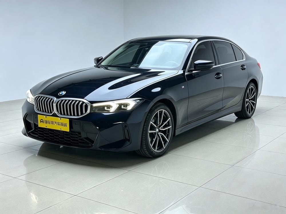 BMW 3-Series 2023 — фото автомобиля