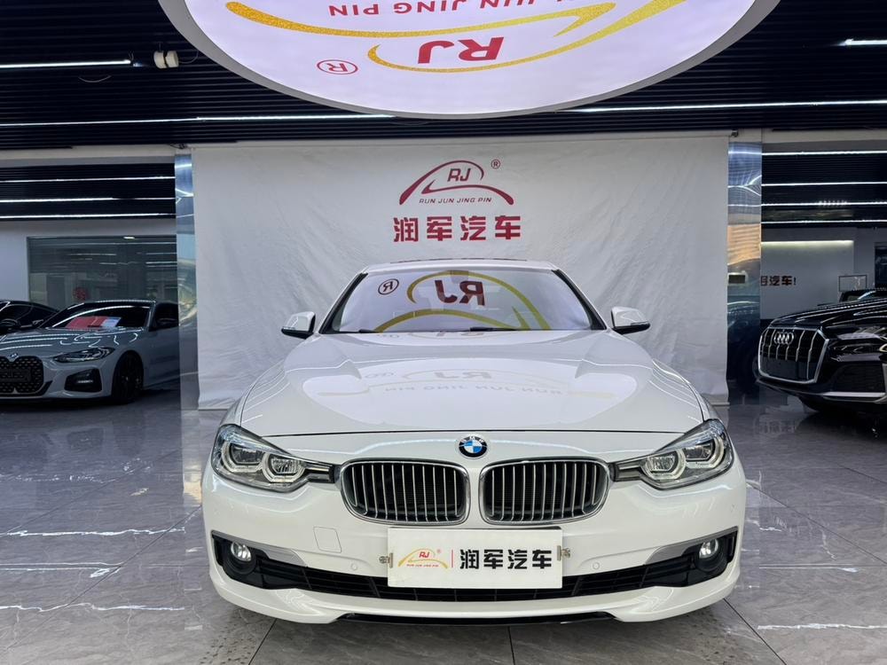 BMW 3-Series 2018 — фото автомобиля 1