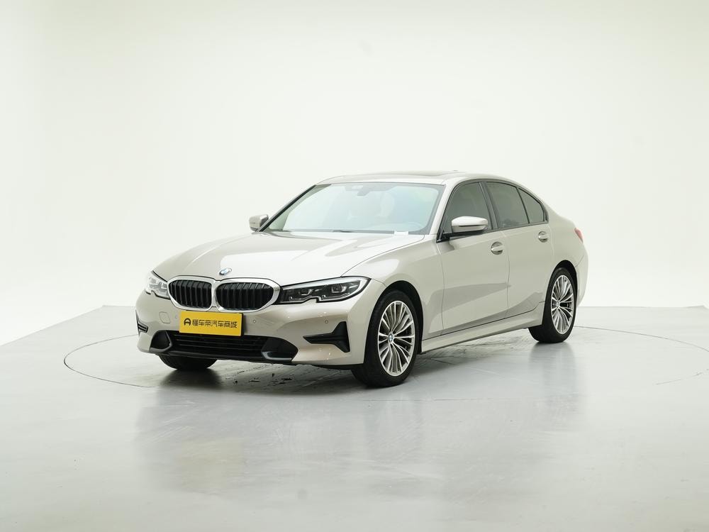BMW 3-Series 2021 — фото автомобиля