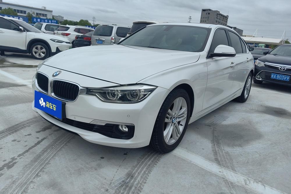 BMW 3-Series 2017 — фото автомобиля