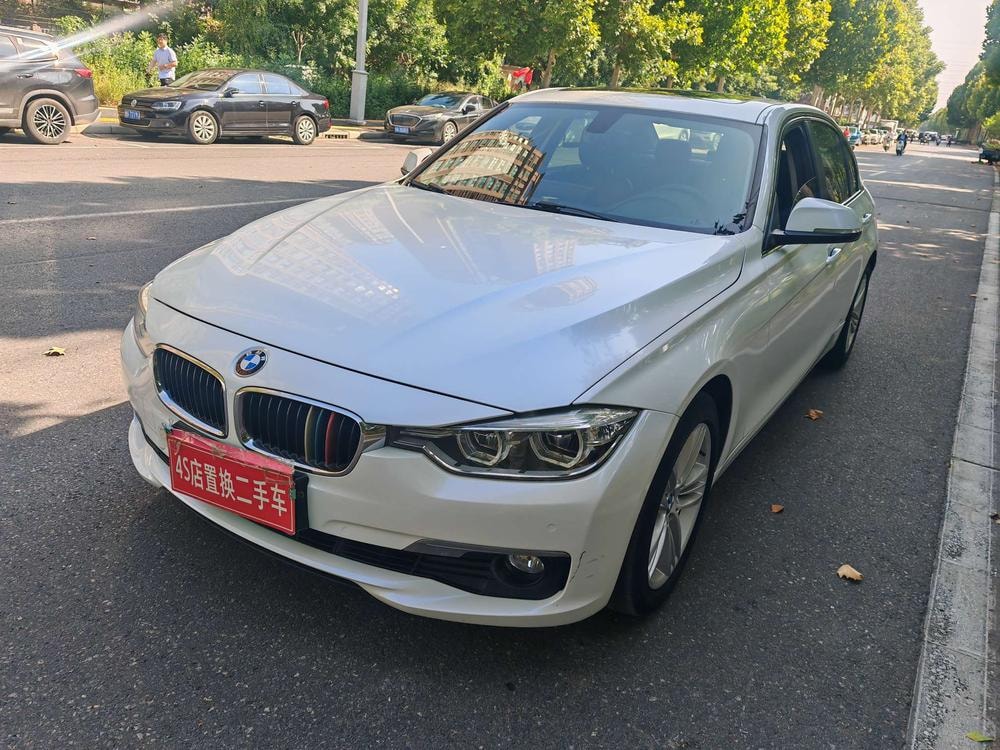 BMW 3-Series 2016 — фото автомобиля