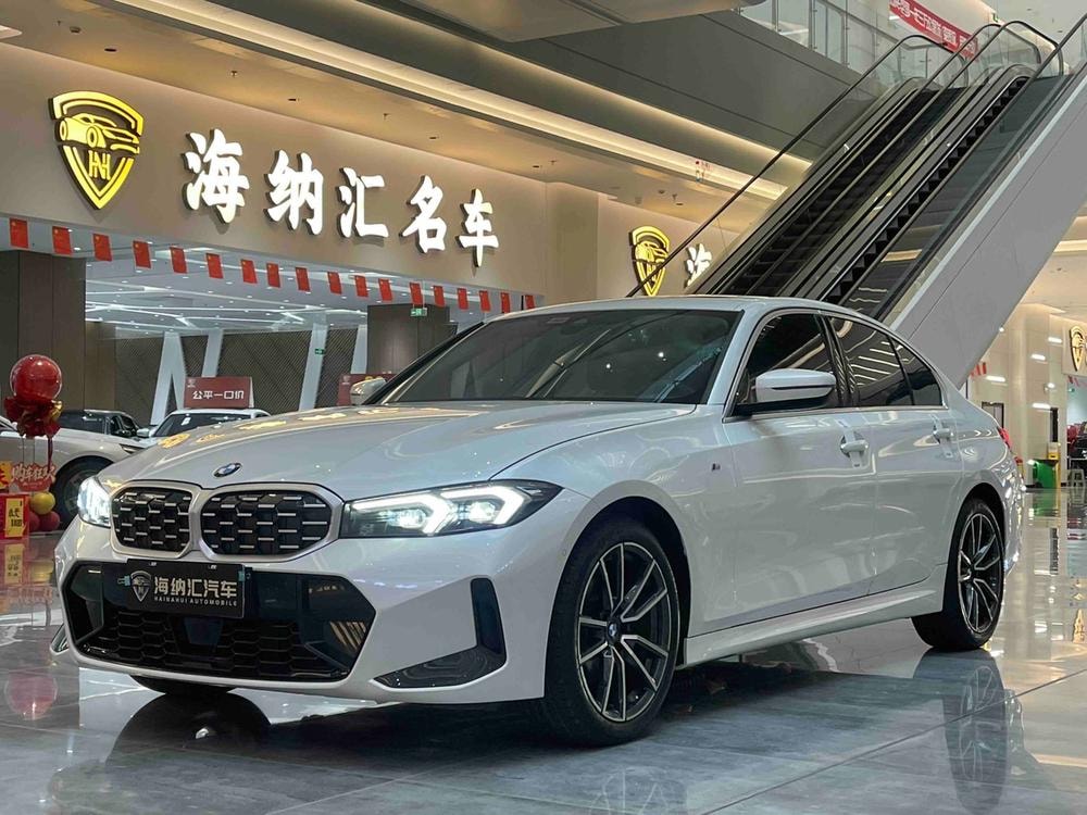 BMW 3-Series 2025 — фото автомобиля 1