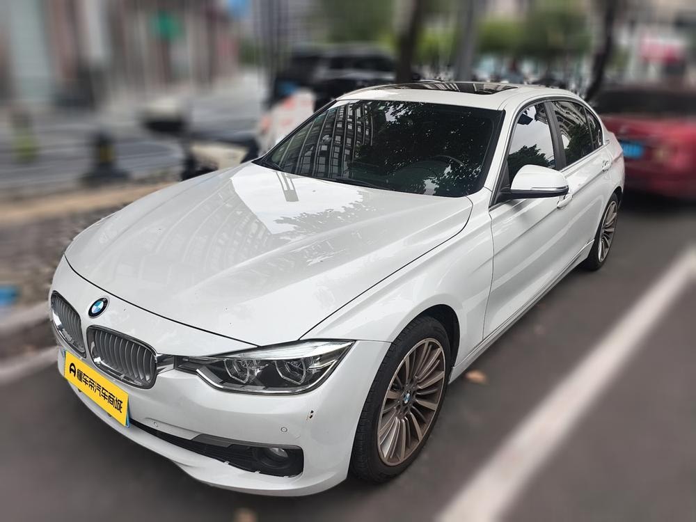 BMW 3-Series 2019 — фото автомобиля 1