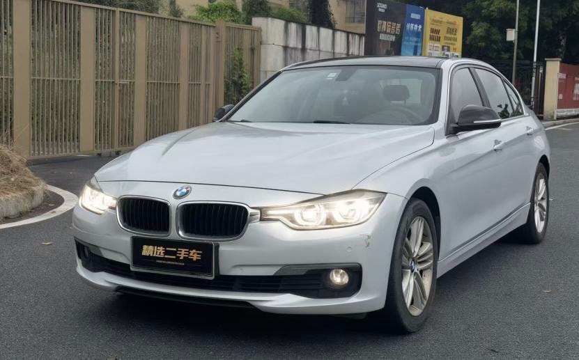BMW 3-Series 2016 — фото автомобиля