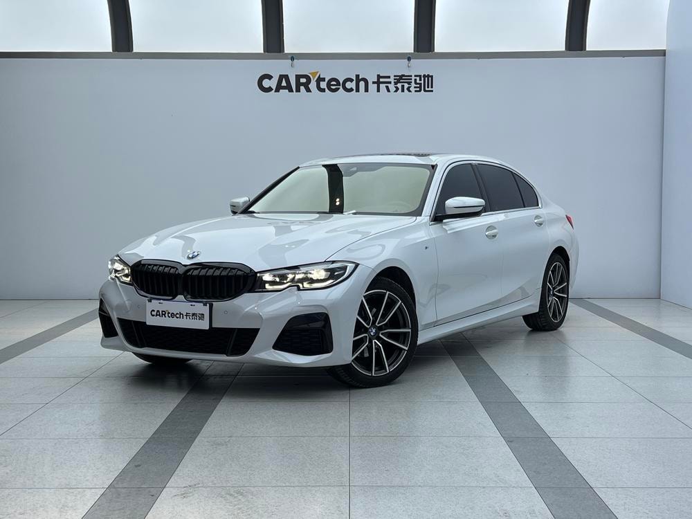 BMW 3-Series 2021 — фото автомобиля