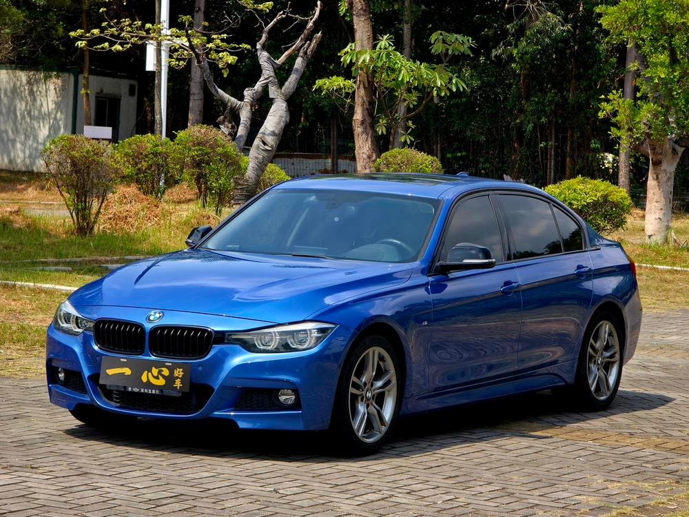 BMW 3-Series 2019 — фото автомобиля 1