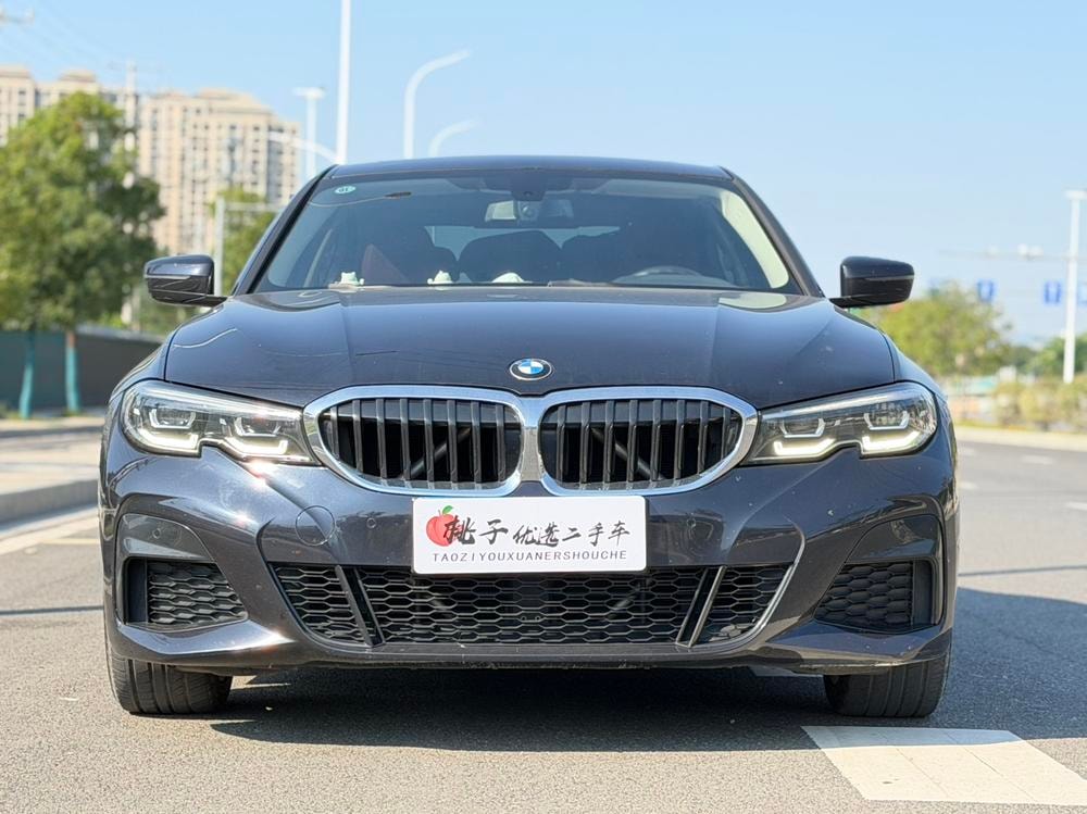 BMW 3-Series 2021 — фото автомобиля 1