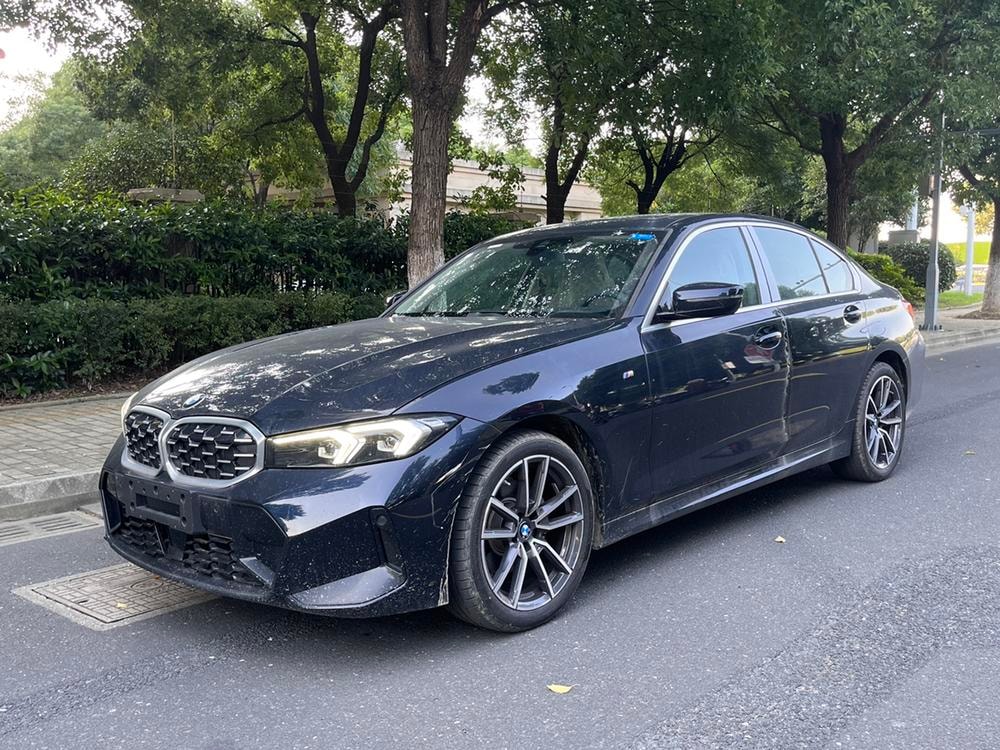 BMW 3-Series 2025 — фото автомобиля