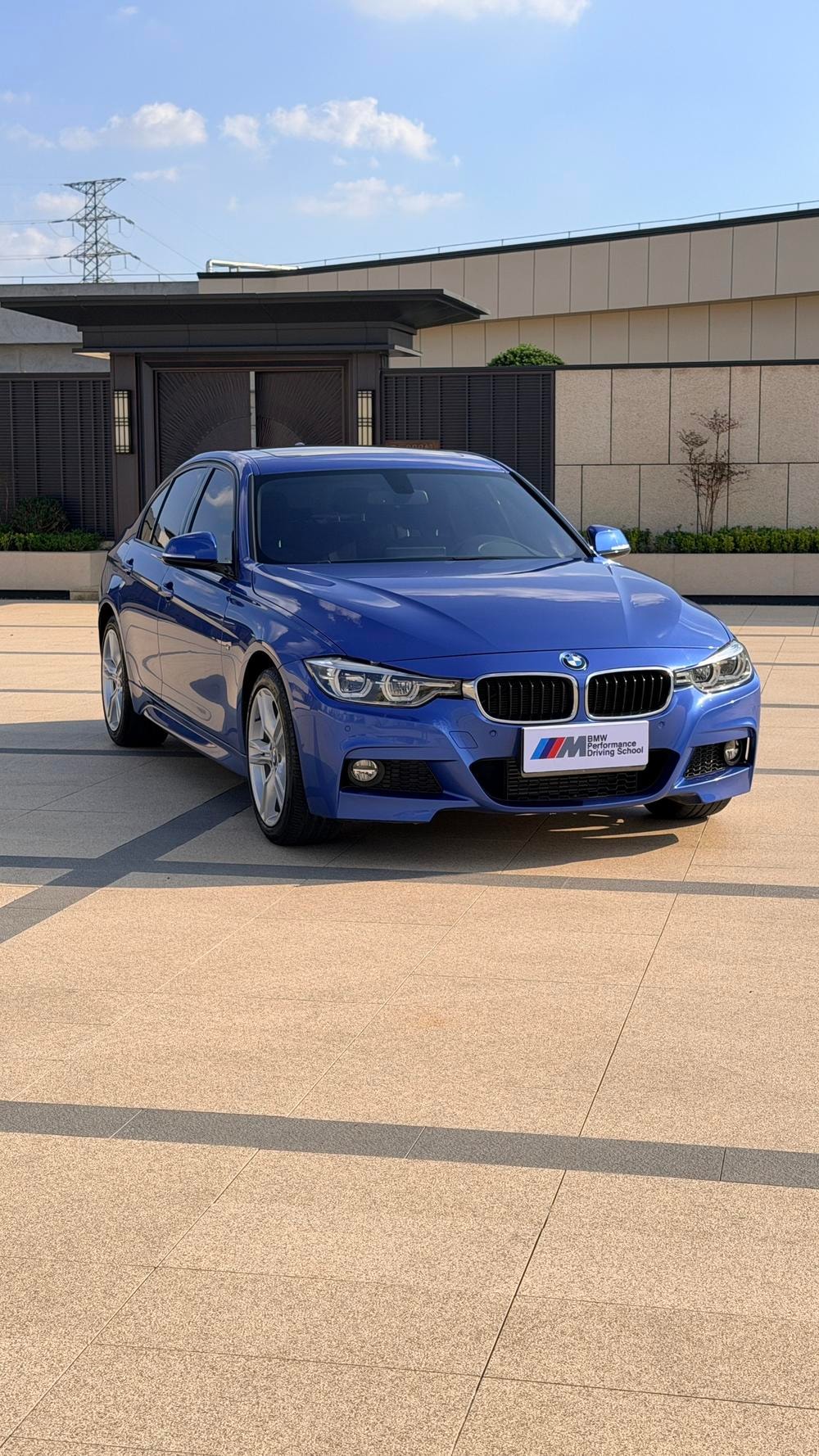 BMW 3-Series 2016 — фото автомобиля 1