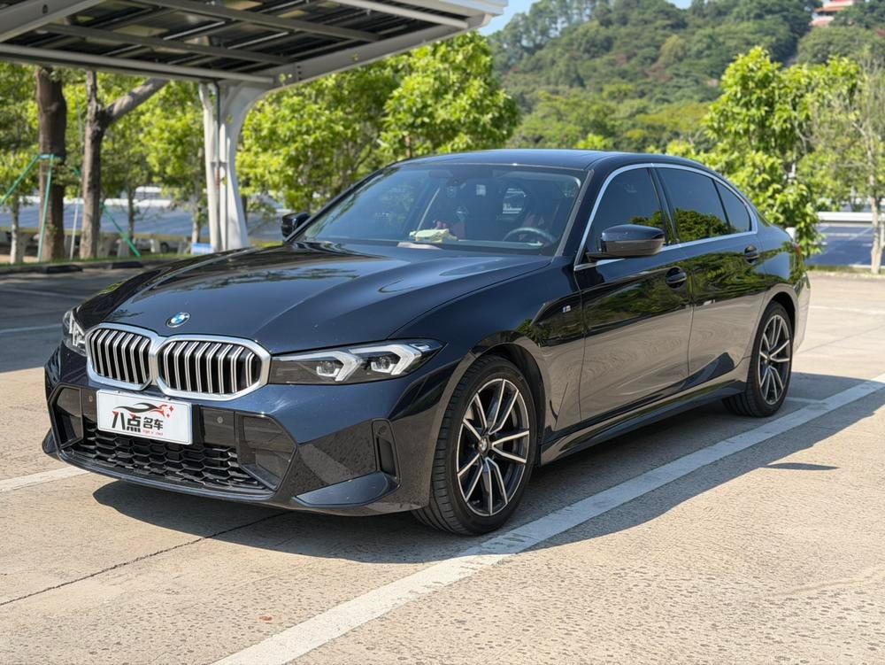 BMW 3-Series 2023 — фото автомобиля 1
