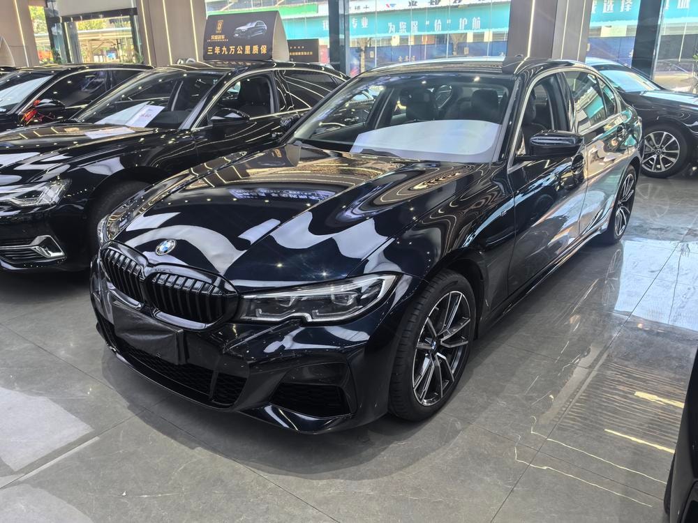 BMW 3-Series 2021 — фото автомобиля 1