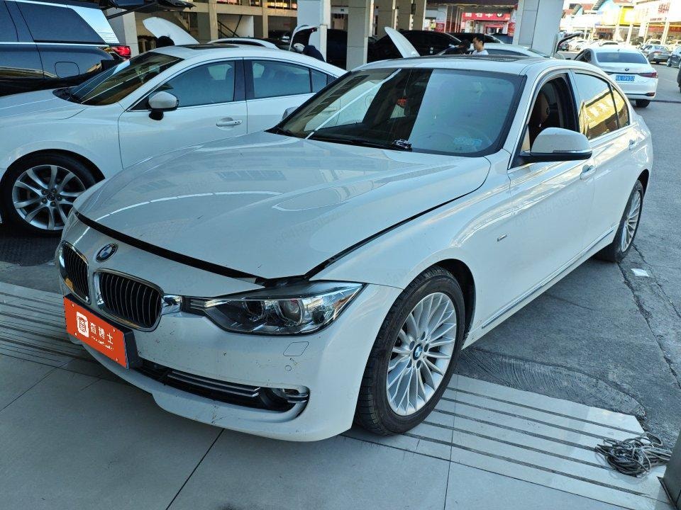 BMW 3-Series 2013 — фото автомобиля