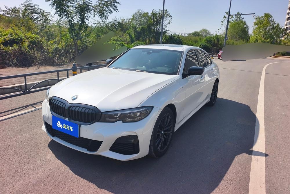 BMW 3-Series 2022 — фото автомобиля 1