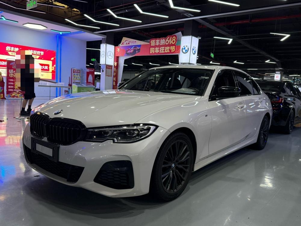 BMW 3-Series 2020 — фото автомобиля 1