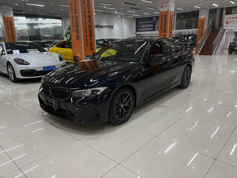 BMW 3-Series 2025 — фото автомобиля 1