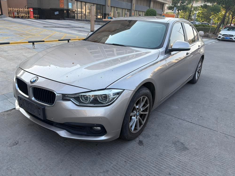 BMW 3-Series 2016 — фото автомобиля