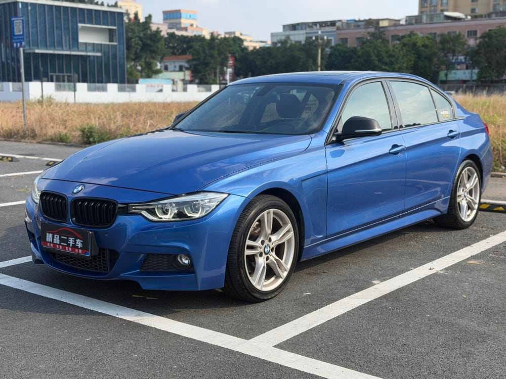 BMW 3-Series 2018 — фото автомобиля 1
