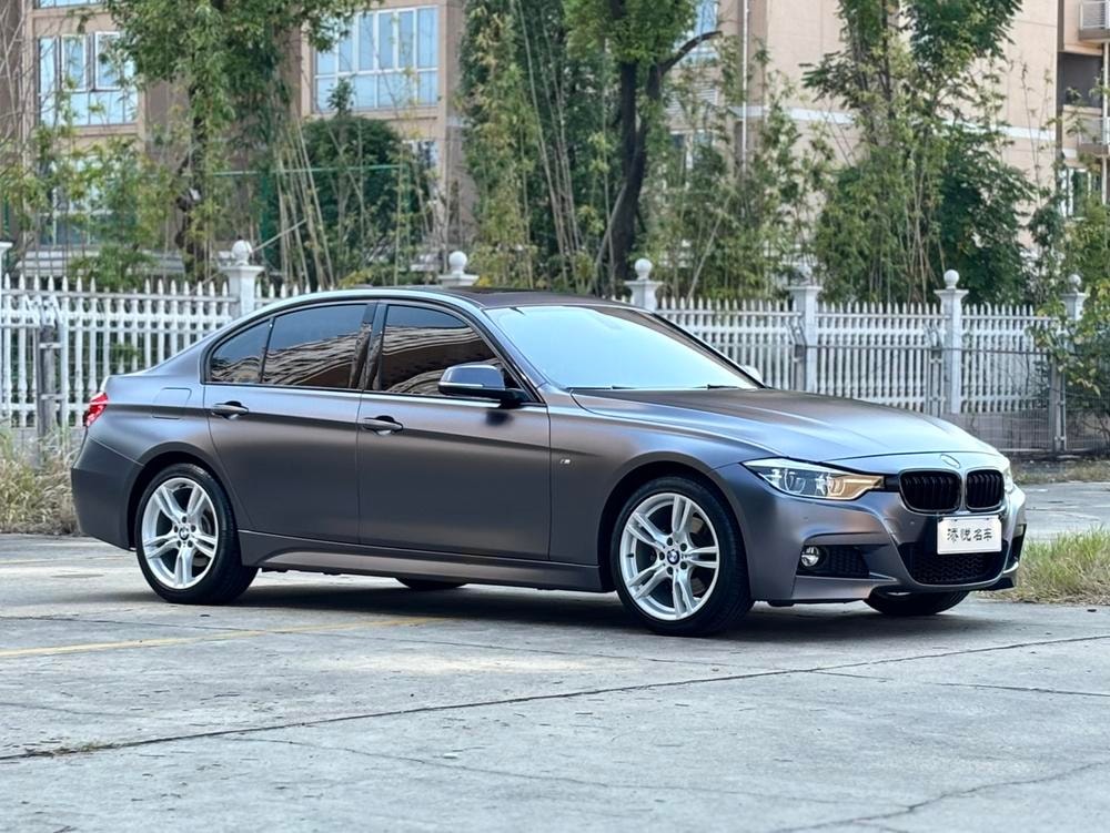 BMW 3-Series 2019 — фото автомобиля 1