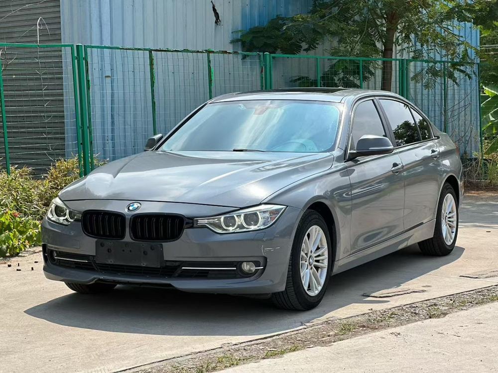 BMW 3-Series 2015 — фото автомобиля