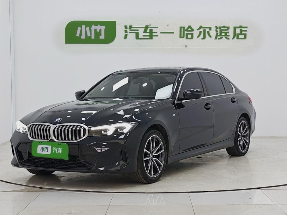 BMW 3-Series 2023 — фото автомобиля 1