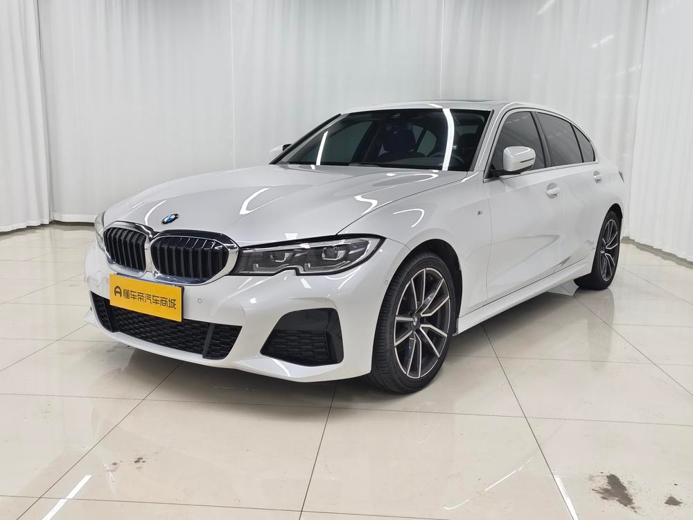 BMW 3-Series 2021 — фото автомобиля