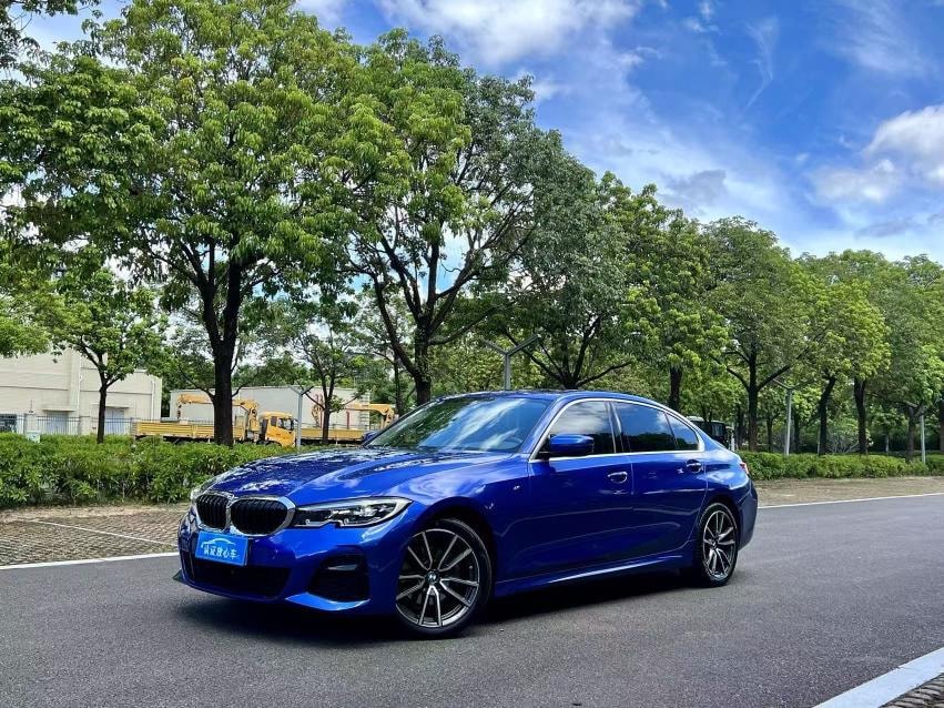 BMW 3-Series 2020 — фото автомобиля
