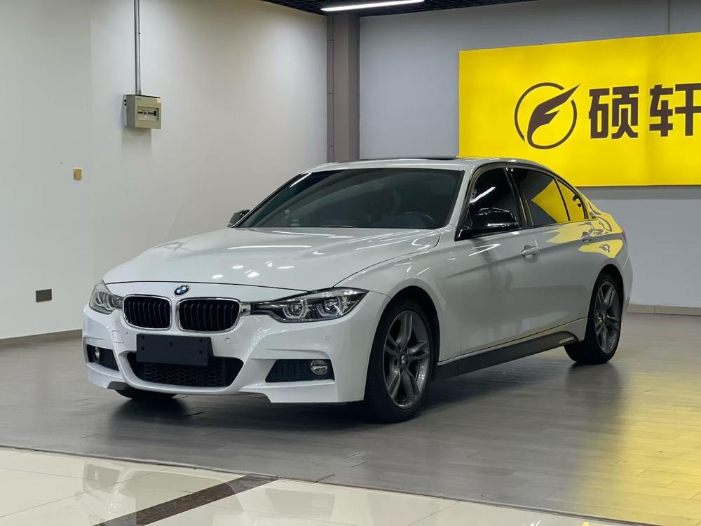 BMW 3-Series 2018 — фото автомобиля