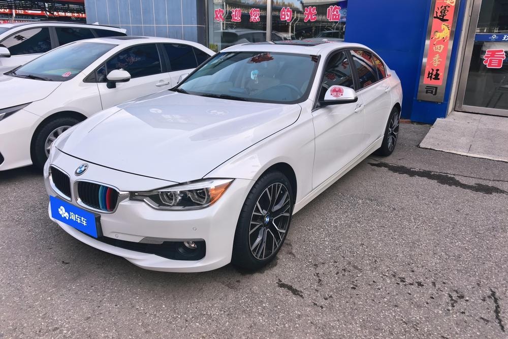 BMW 3-Series 2016 — фото автомобиля