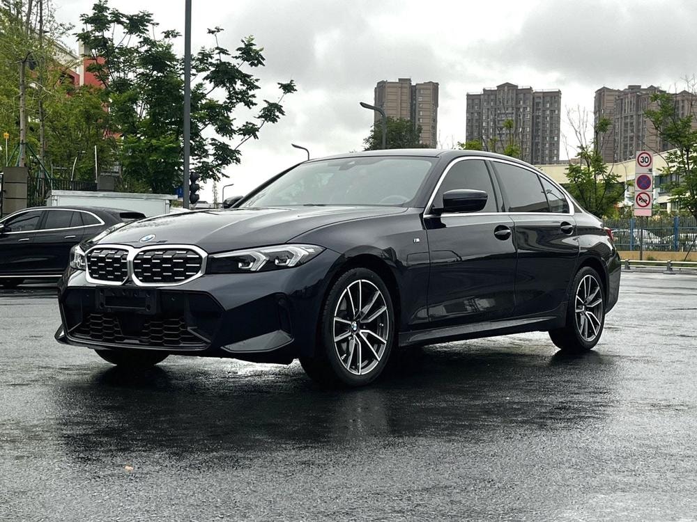 BMW 3-Series 2025 — фото автомобиля