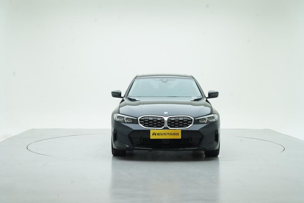 BMW 3-Series 2025 — фото автомобиля