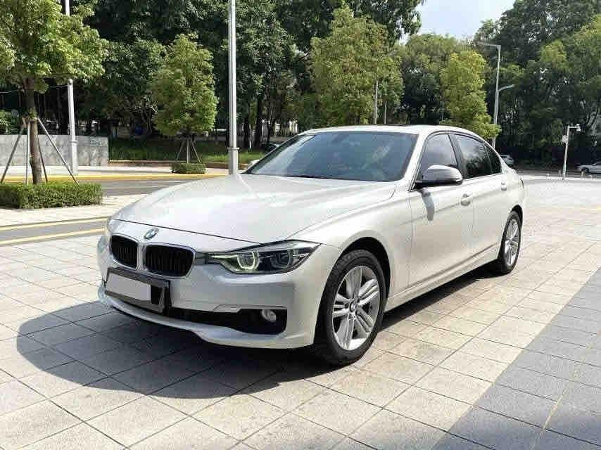 BMW 3-Series 2016 — фото автомобиля