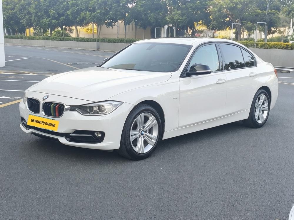 BMW 3-Series 2014 — фото автомобиля 1