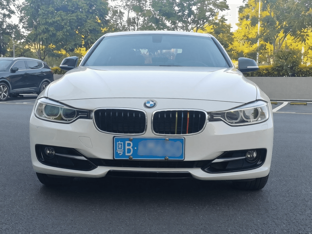 BMW 3-Series 2014 — фото автомобиля