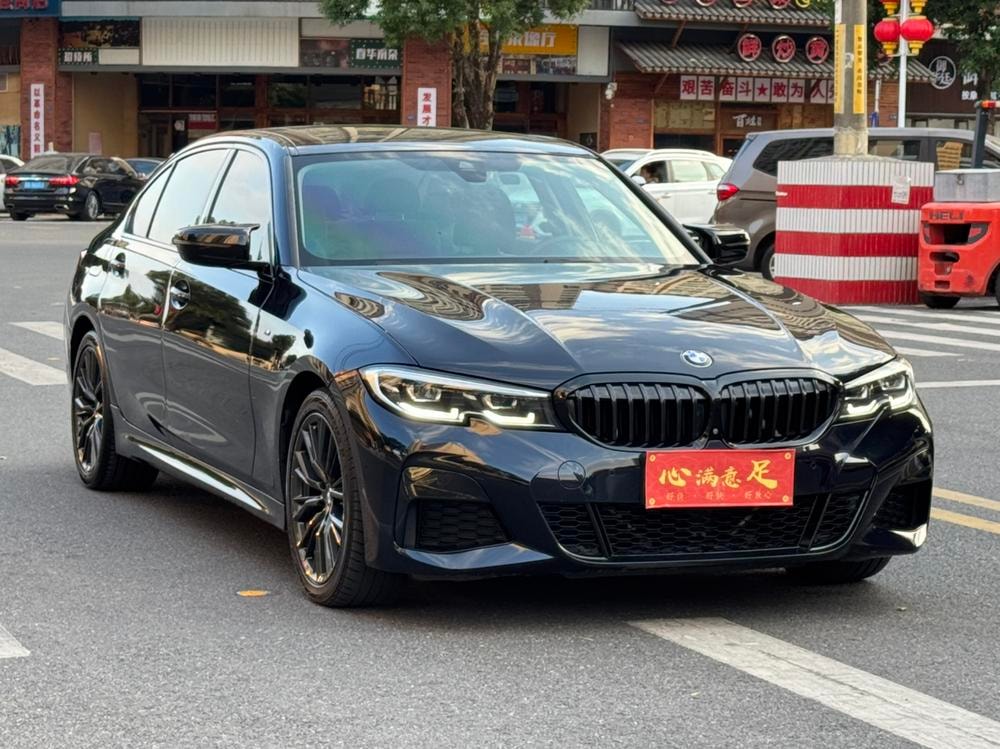 BMW 3-Series 2020 — фото автомобиля