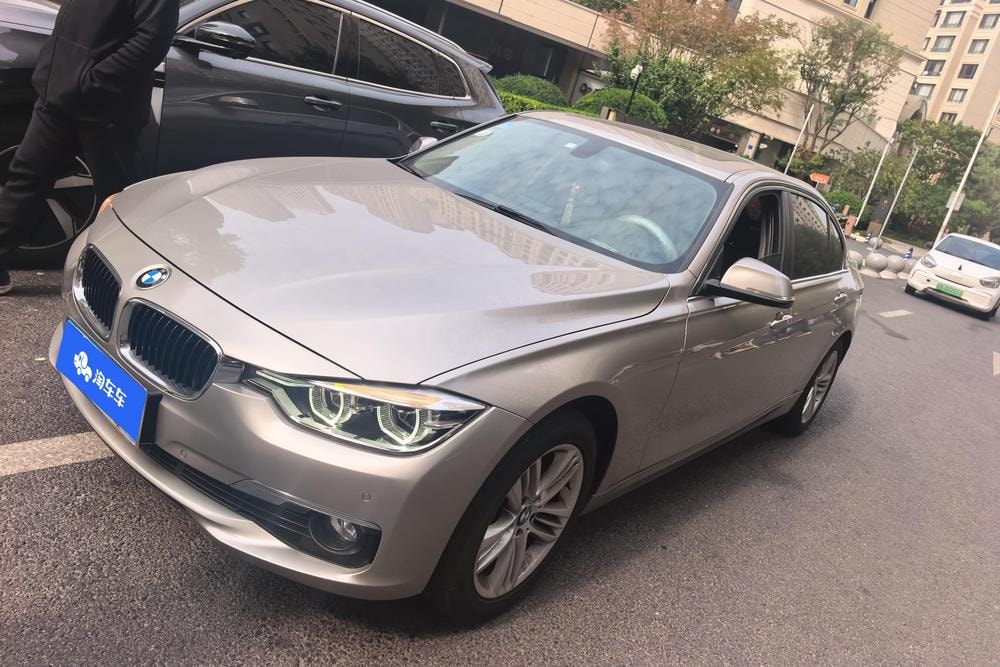 BMW 3-Series 2017 — фото автомобиля