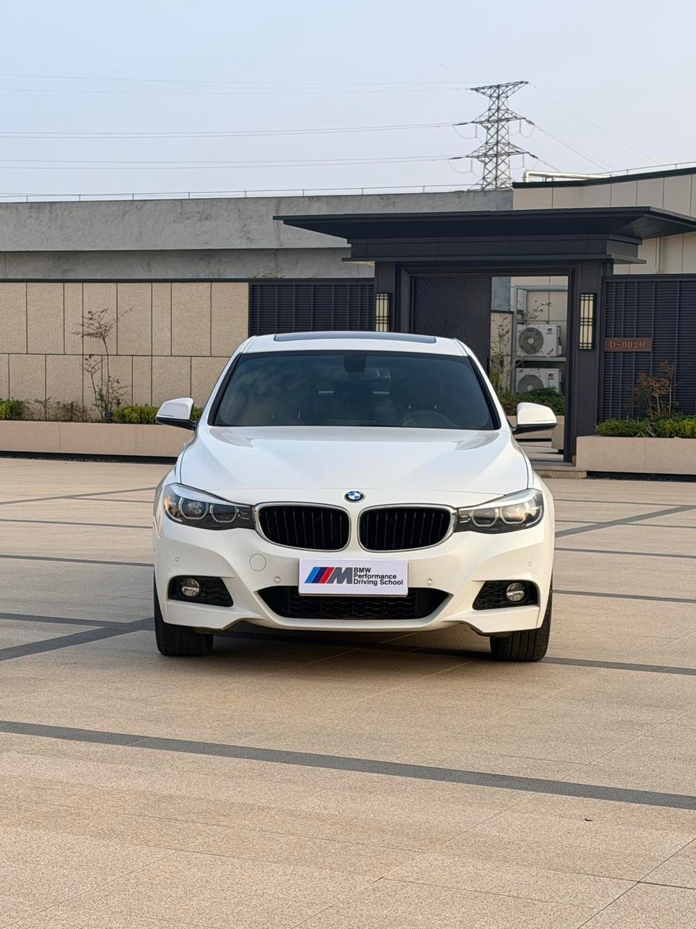 BMW 3-Series GT 2019 — фото автомобиля