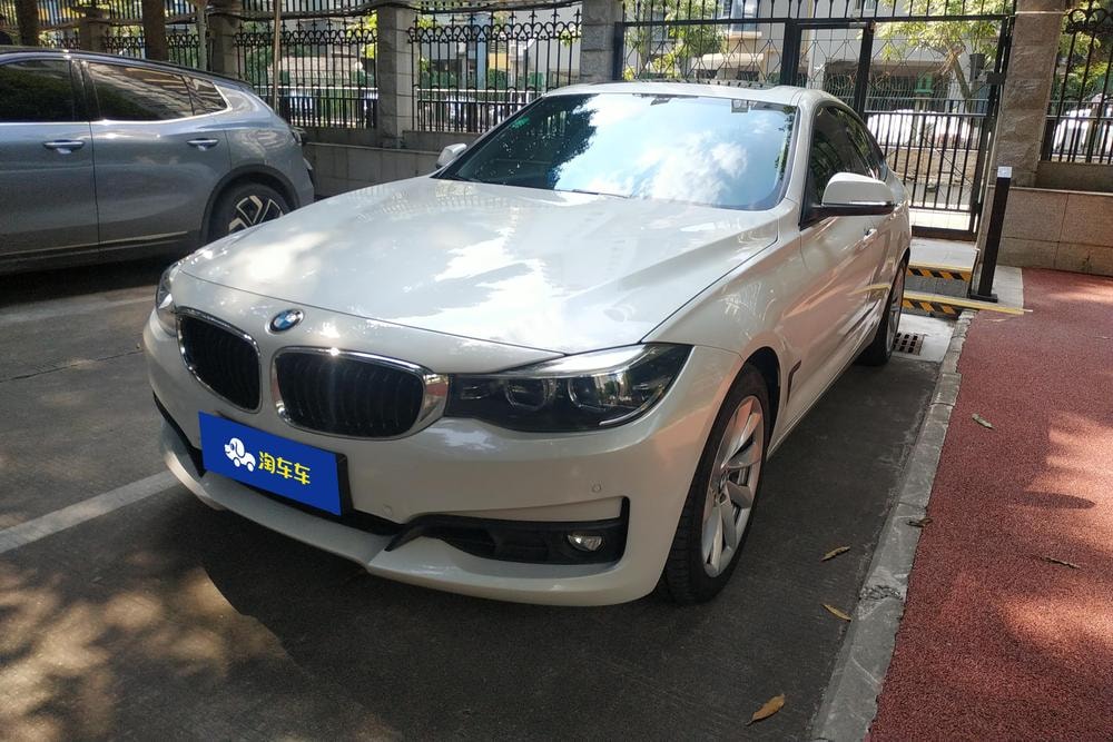 BMW 3-Series GT 2019 — фото автомобиля 1