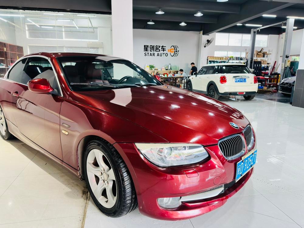 BMW 3-Series (Import) 2011 — фото автомобиля 1